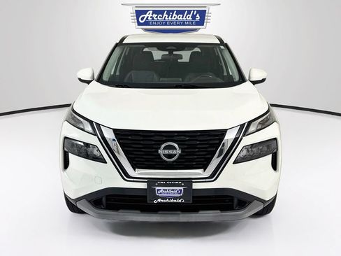 Used 2022 Nissan Rogue S AWD/4WD image 2