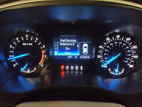 Used 2015 Ford Fusion SE image 23