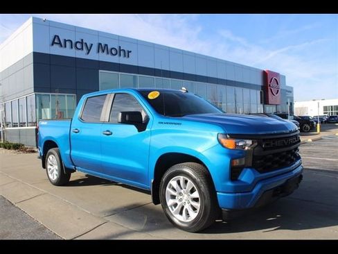 Used 2022 Chevrolet Silverado 1500 Custom w/ LPO, Dark Essentials Package AWD/4WD image 1