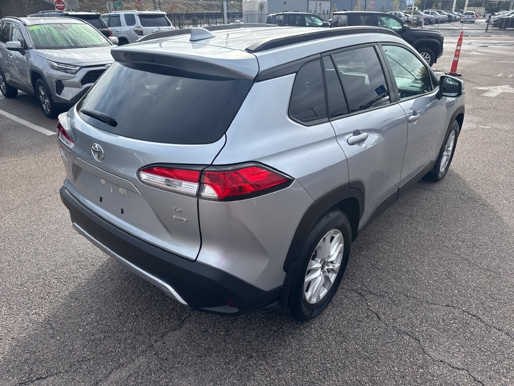 Used 2023 Toyota Corolla Cross LE w/ Moonroof Package AWD/4WD image 8