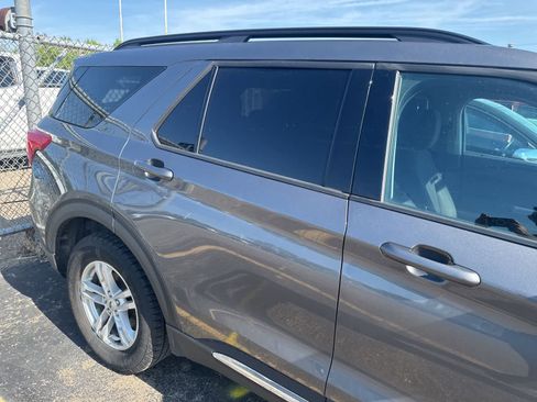 Used 2023 Ford Explorer XLT AWD/4WD image 21