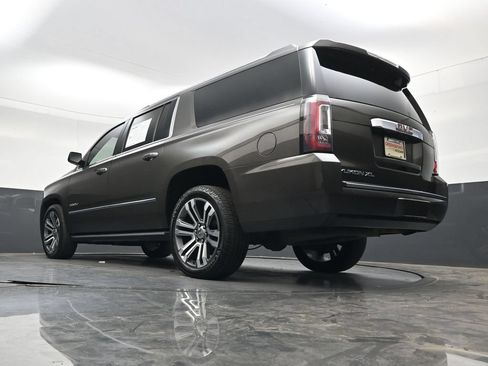 Used 2019 GMC Yukon XL Denali w/ Denali Ultimate Package RWD image 38