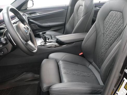 Used 2023 BMW 540i xDrive w/ Executive Package AWD/4WD image 30