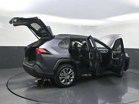 Used 2023 Toyota RAV4 XLE Premium FWD image 38