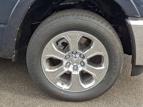 New 2026 RAM 1500 Big Horn AWD/4WD image 8