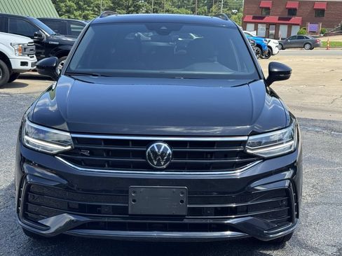 Used 2024 Volkswagen Tiguan SE R-Line AWD/4WD image 7