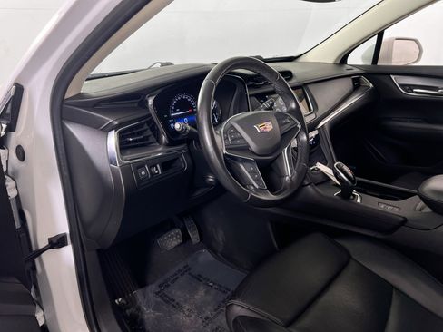 Used 2019 Cadillac XT5 Luxury image 9