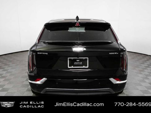 Used 2025 Cadillac Optiq Luxury 2 w/ LPO, Floor Liner Package AWD/4WD image 27