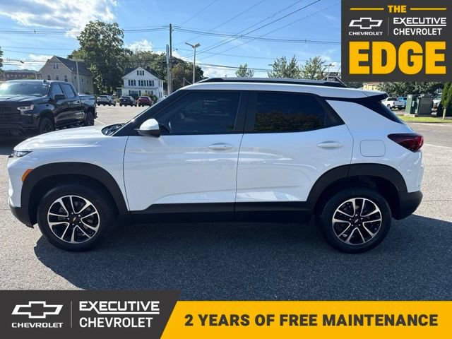 Used 2024 Chevrolet TrailBlazer LT w/ LT Cold Weather Package AWD/4WD image 1