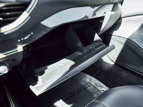 Used 2021 Ferrari F8 Tributo image 80