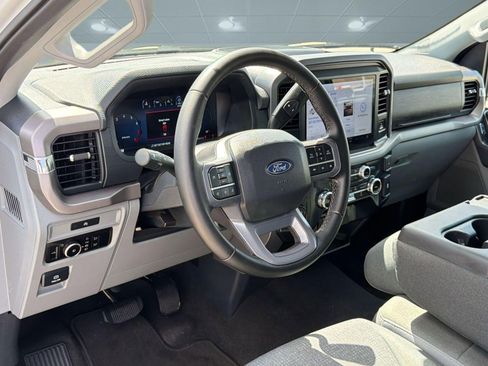 Used 2025 Ford F150 XLT w/ Equipment Group 301A Standard image 4