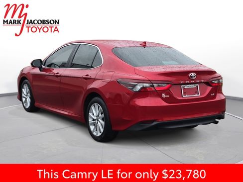 Used 2024 Toyota Camry LE image 13