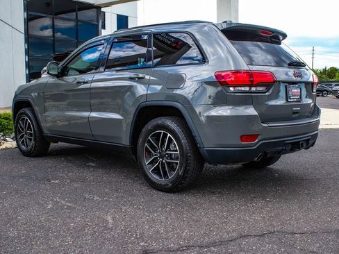 Used 2021 Jeep Grand Cherokee Trailhawk w/ Premium Lighting Group AWD/4WD image 4