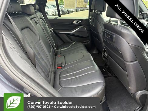 Used 2019 BMW X5 xDrive50i w/ Parking Assistance Package AWD/4WD image 15