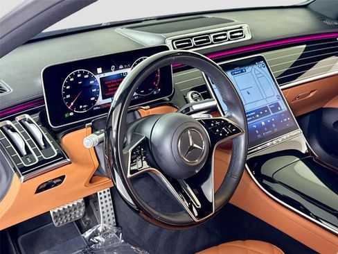 Used 2025 Mercedes-Benz S 580 S 580 * Factory Satin White * image 16