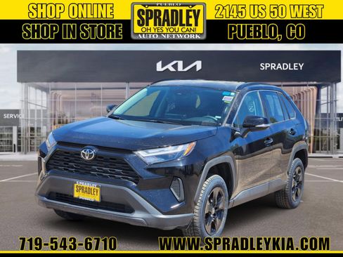 Used 2025 Toyota RAV4 XLE AWD/4WD image 1