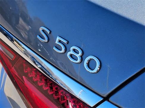 Certified 2024 Mercedes-Benz Maybach S 580 4MATIC image 15