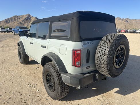 Used 2022 Ford Bronco 4-Door AWD/4WD image 3