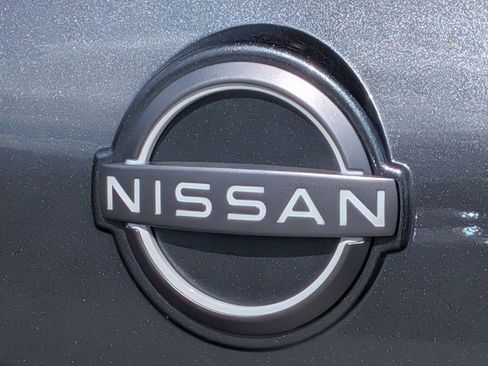 Used 2023 Nissan Rogue S AWD/4WD image 26