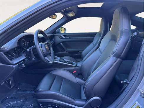 Used 2020 Porsche 911 Carrera S RWD image 9