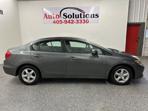 Used 2012 Honda Civic Natural Gas image 8
