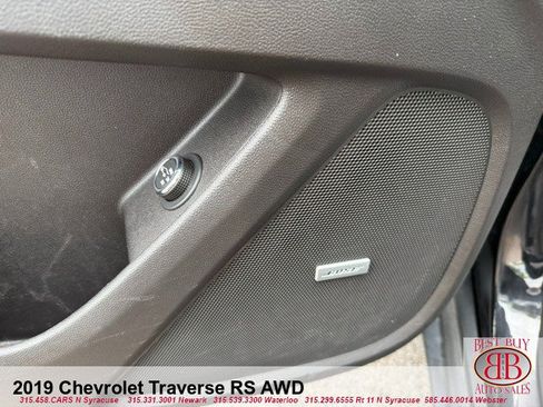 Used 2019 Chevrolet Traverse RS AWD/4WD image 17