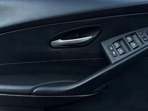 Used 2007 BMW M6 Convertible RWD image 37