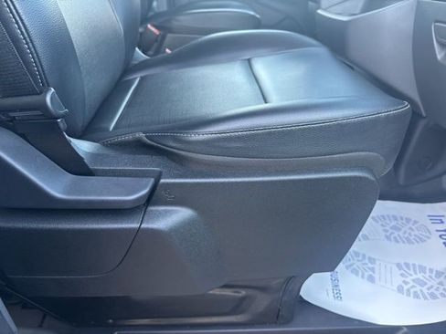 Used 2025 Ford Transit 350 XL image 17