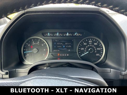 Used 2018 Ford F150 XLT w/ Equipment Group 302A Luxury AWD/4WD image 14