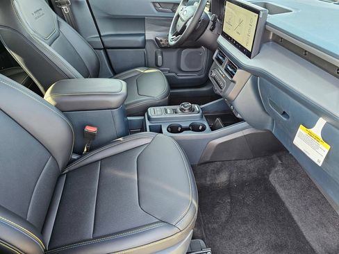 New 2026 Ford Maverick Lobo AWD/4WD image 11