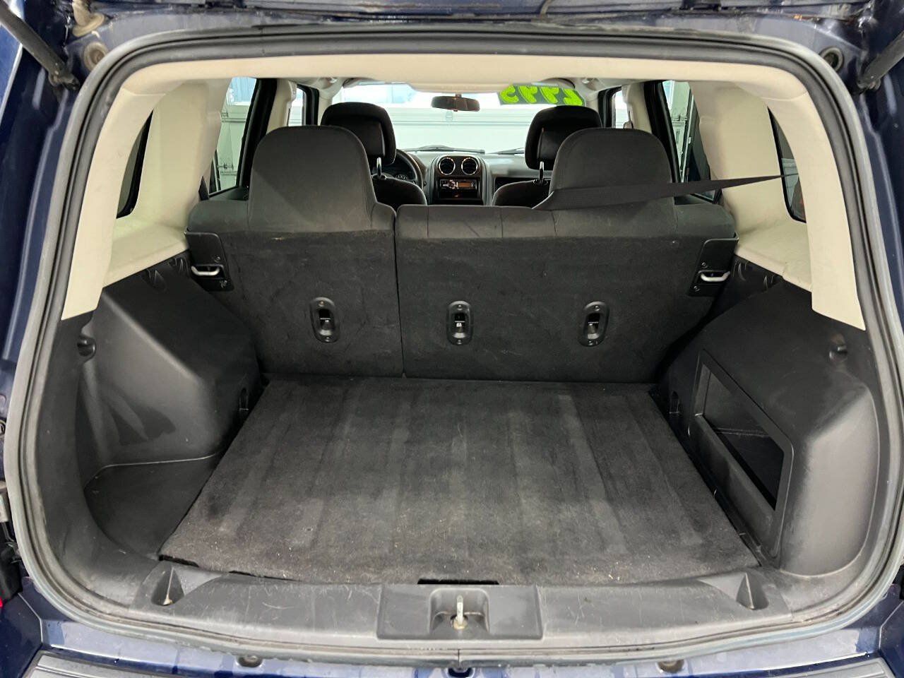 Used 2014 Jeep Patriot Sport w/ Power Value Group AWD/4WD image 12