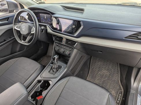 Used 2022 Volkswagen Taos SE image 13