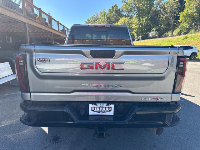 Used 2024 GMC Sierra 2500 AT4X AWD/4WD image 6