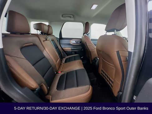 Used 2025 Ford Bronco Sport Outer Banks image 31