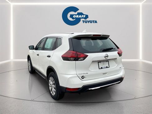 Used 2019 Nissan Rogue S image 14