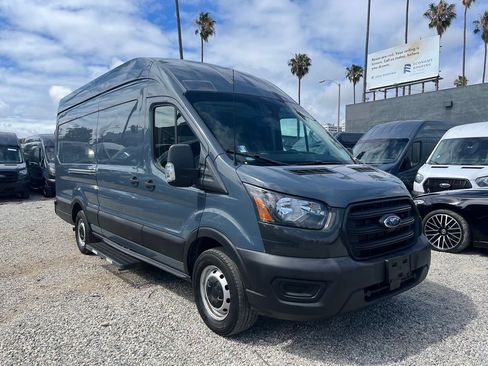 Used 2020 Ford Transit 250 148 High Roof Extended RWD image 3