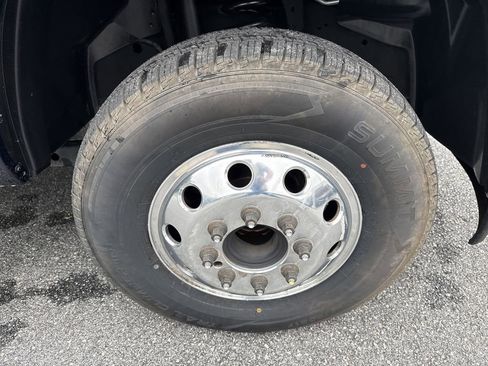 Used 2023 RAM 3500 Laramie AWD/4WD image 13
