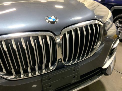 Used 2019 BMW X5 xDrive40i w/ Executive Package image 29
