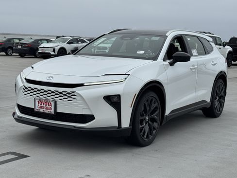 New 2026 Toyota Crown Signia AWD/4WD image 11