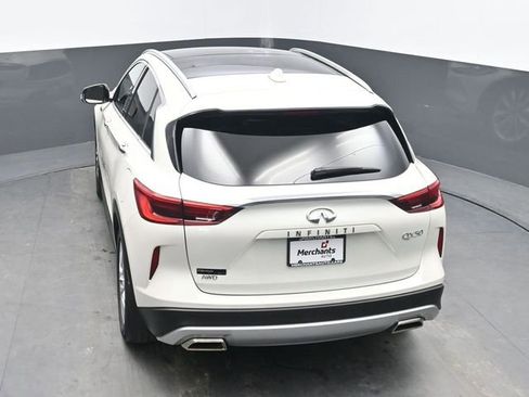 Used 2019 INFINITI QX50 Essential w/ Premium Heat Package image 27