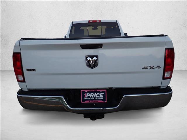 Used 2015 RAM 1500 Classic SLT AWD/4WD image 3