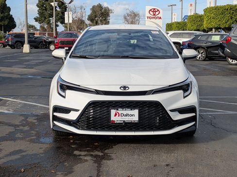New 2026 Toyota Corolla SE image 2