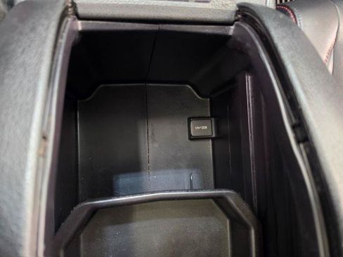 Used 2019 Toyota Highlander SE AWD/4WD image 28