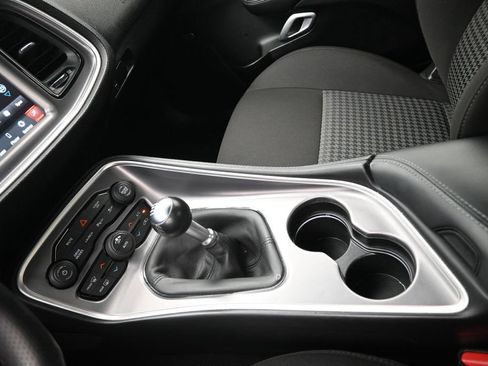 Used 2021 Dodge Challenger R/T Scat Pack RWD image 21
