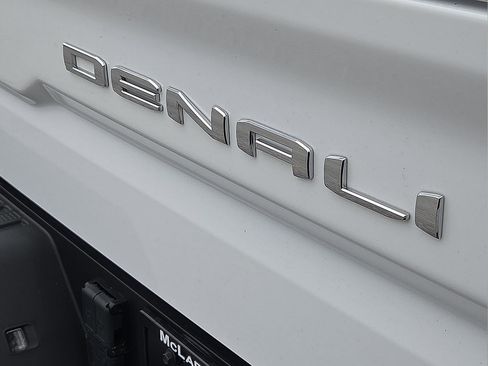 Used 2023 GMC Sierra 1500 Denali w/ Denali Reserve Package image 8