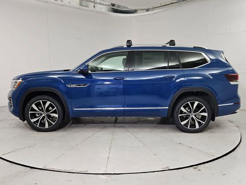 New 2026 Volkswagen Atlas SEL Premium R-Line AWD/4WD image 3