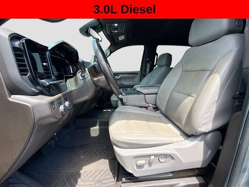 Used 2024 Chevrolet Silverado 1500 LT AWD/4WD image 21
