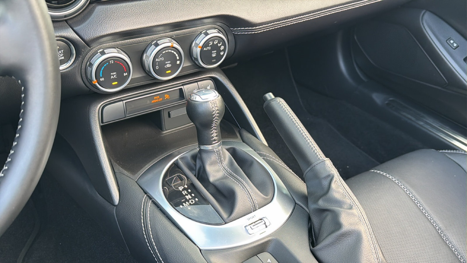 Certified 2025 MAZDA MX-5 Miata Grand Touring RWD image 28