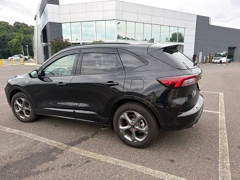 Used 2024 Ford Escape ST-Line Select w/ Tech Pack #1 AWD/4WD image 4