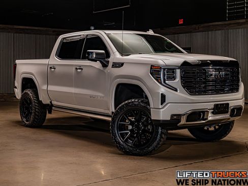 Used 2025 GMC Sierra 1500 Denali Ultimate AWD/4WD image 1